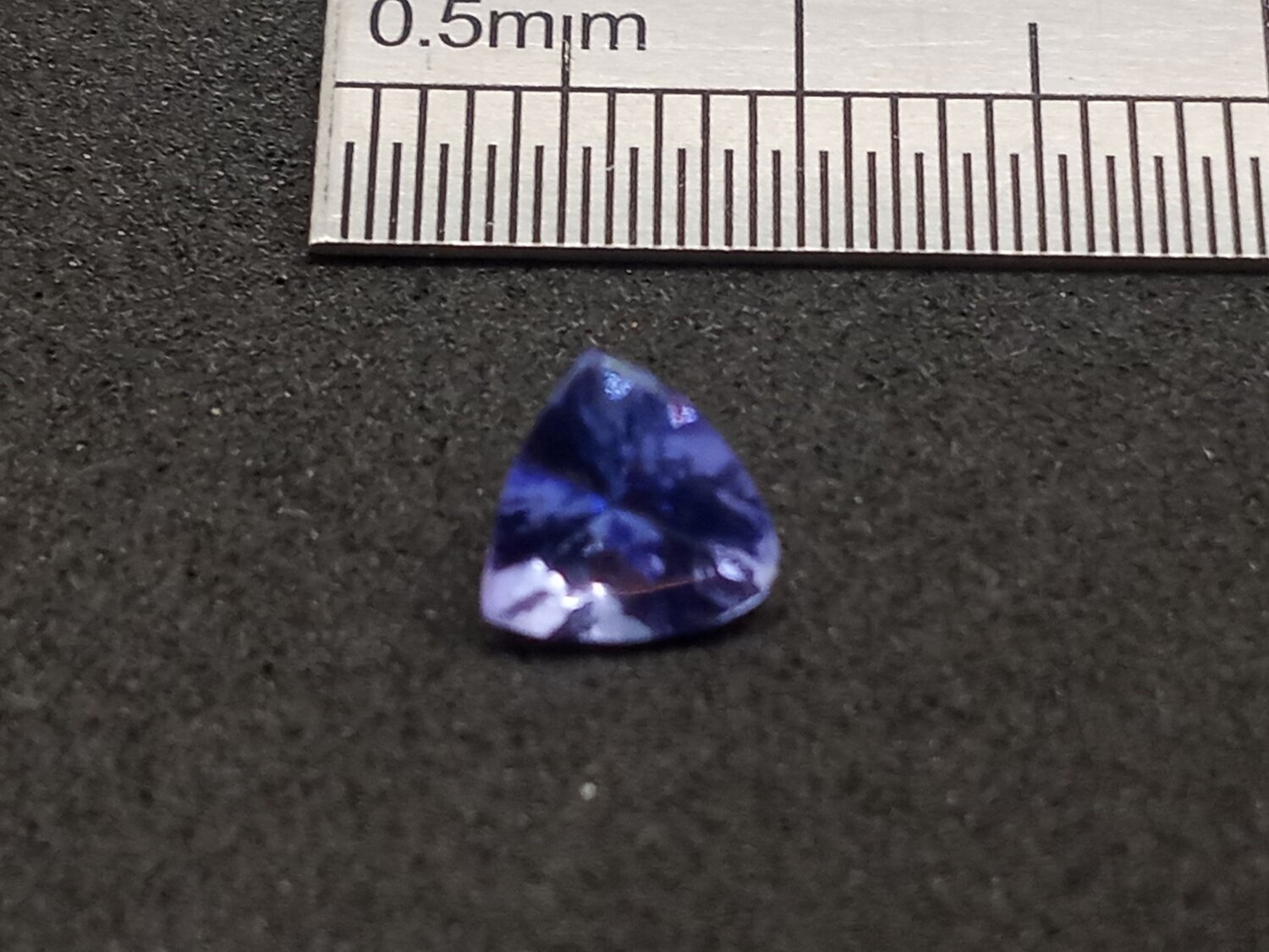 Tanzanite, Trillion Cut, Loose 0.70 CTS
