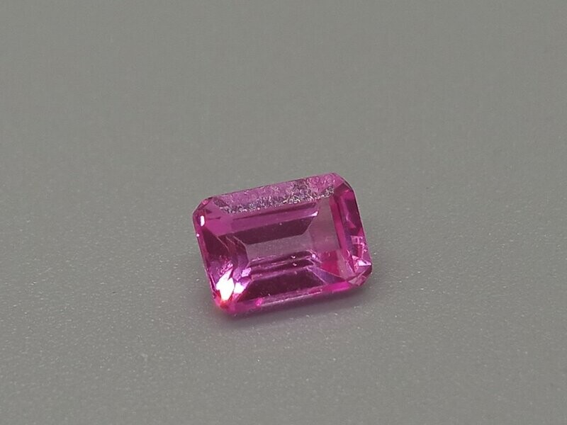 SAPPHIRE, RED, EMERALD CUT, 1.45 CTS