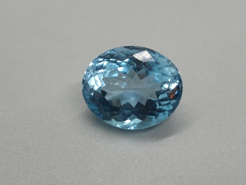 Blue Topaz, Round Stone, 14.40cts, Loose