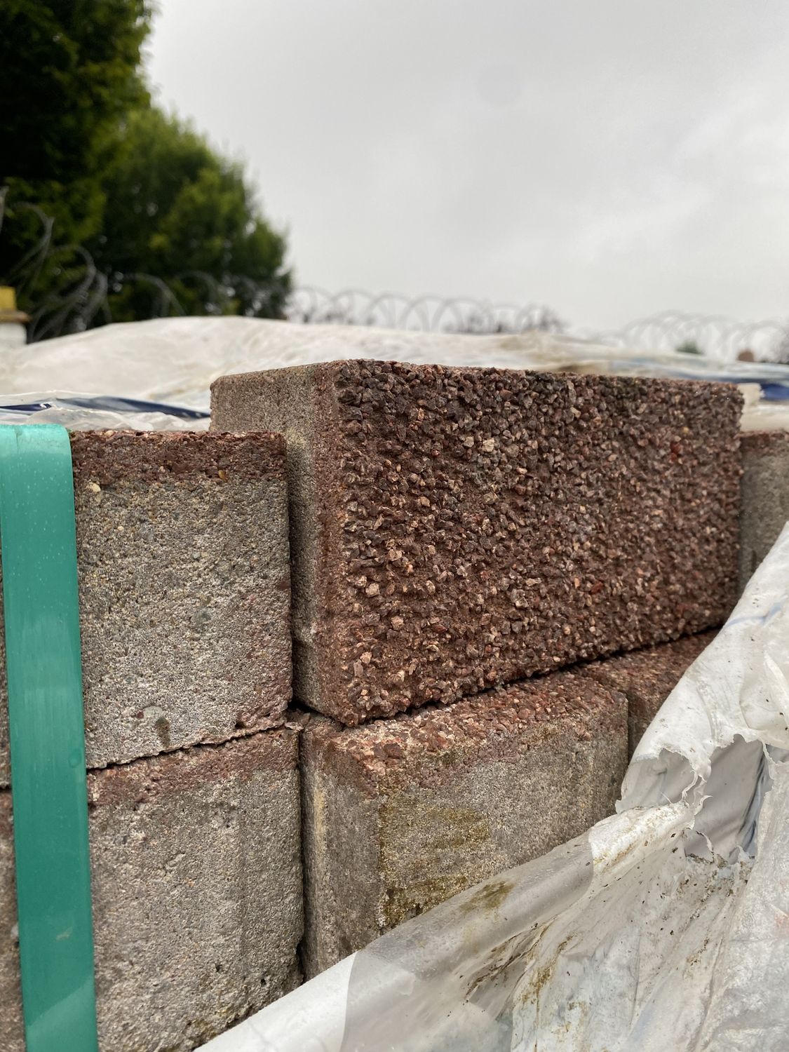 Charcon Andover Textured Block Pavers Tuscan Porphyry 200 x 100mm 4 Packs 25.6 sqm (1280 Blocks)