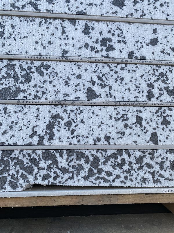 Plasterboard Insulation 80mm 2440 x 1220mm (Pack of 11 Sheets)