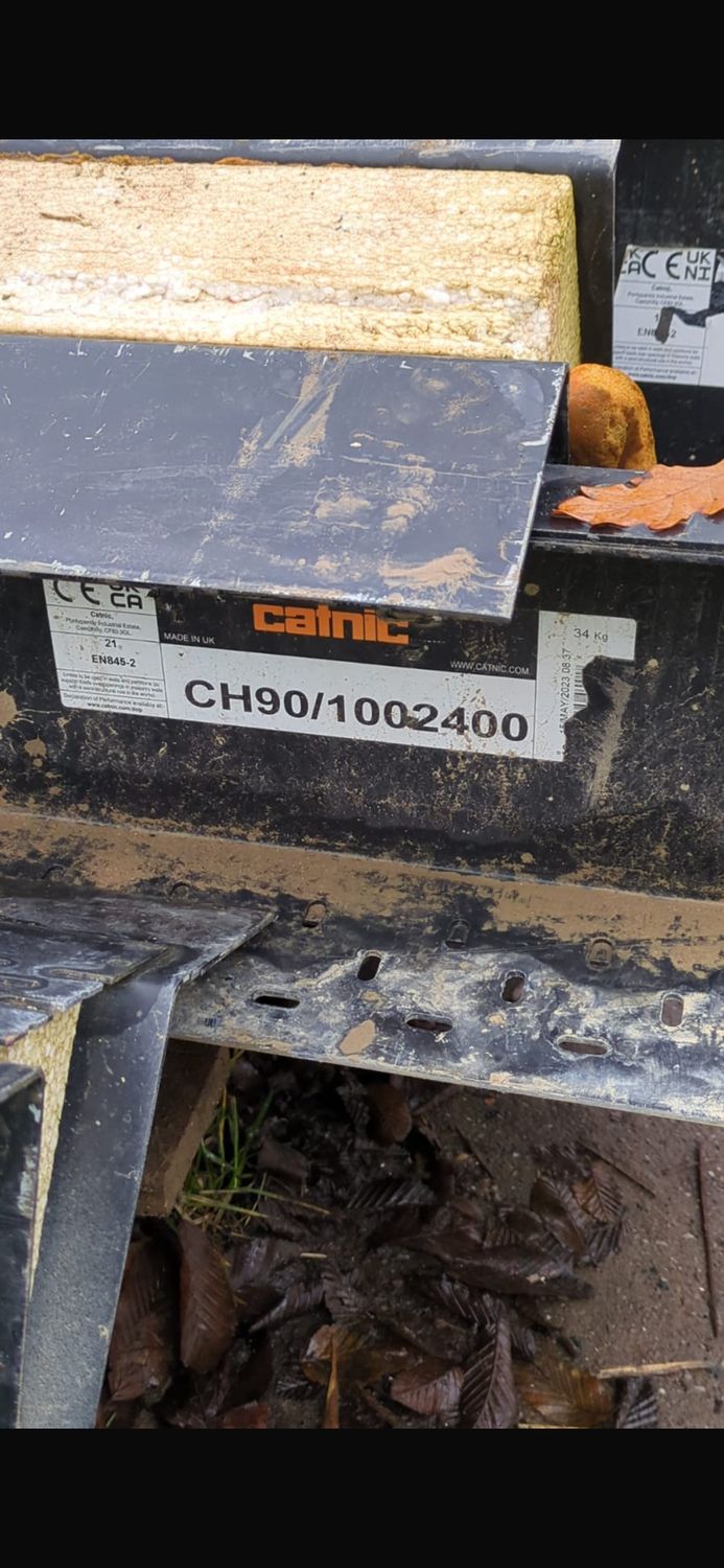 Catnic Heavy Duty Cavity Wall Lintel CH90/100 2400mm