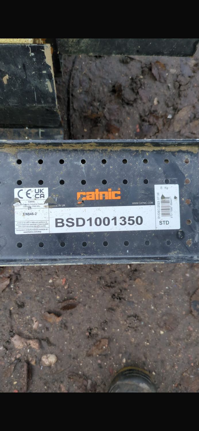 Catnic BSD100 Box Lintel 1350mm