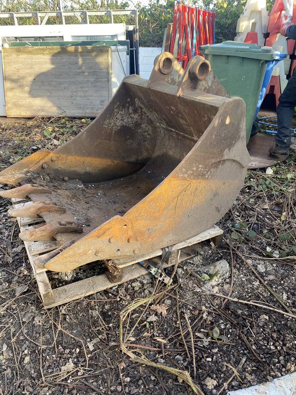 Excavator Riddle Bucket
