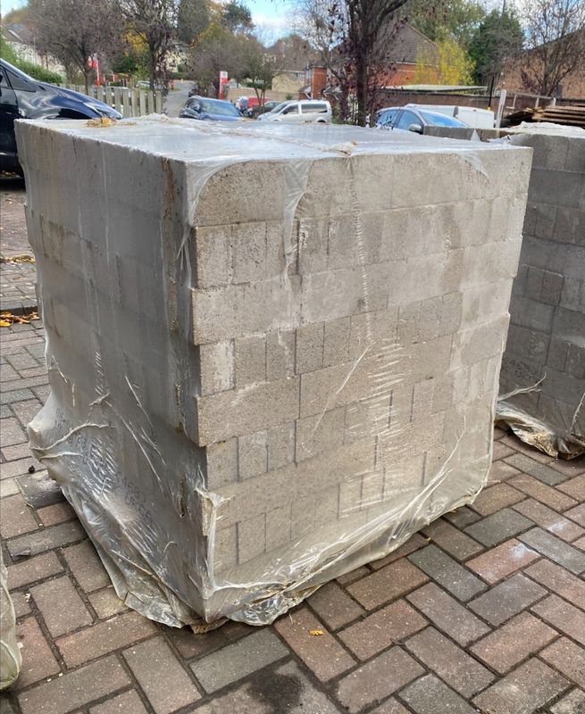 Concrete Coursing Bricks 215 x 65mm 24N (Pack of 468)