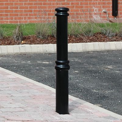 Chester Steel Bollards (2 Items)