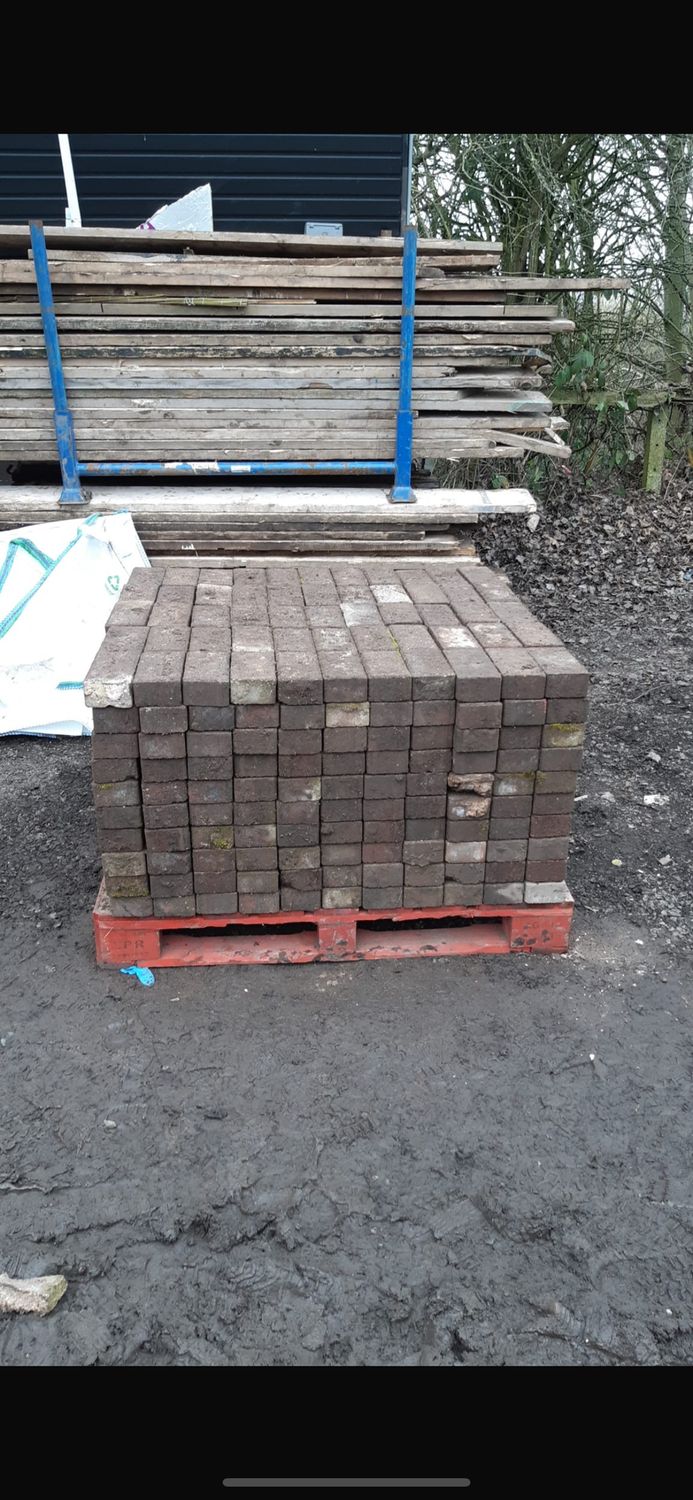 Reclaimed Block Pavers 200x100x80 (Bundle of 886)