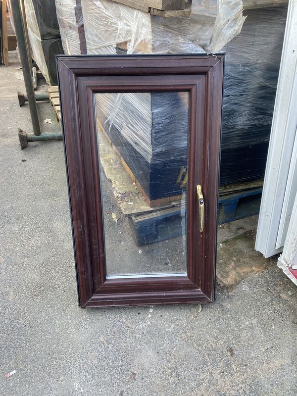 Window 56 x 95 Brown