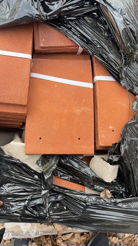 Clayhall Red Blend Clay Roof Tiles (1200 per pack)