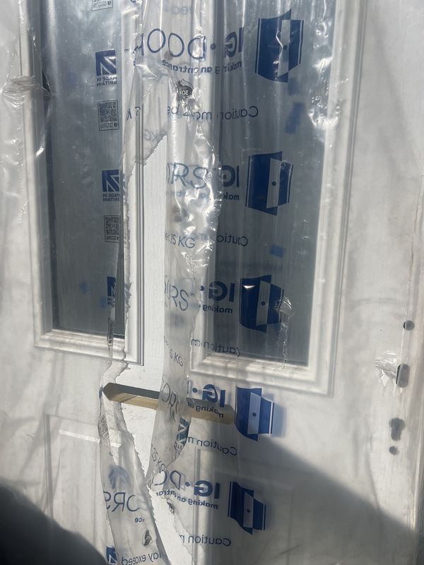 White Composite Door (915 x 2010)