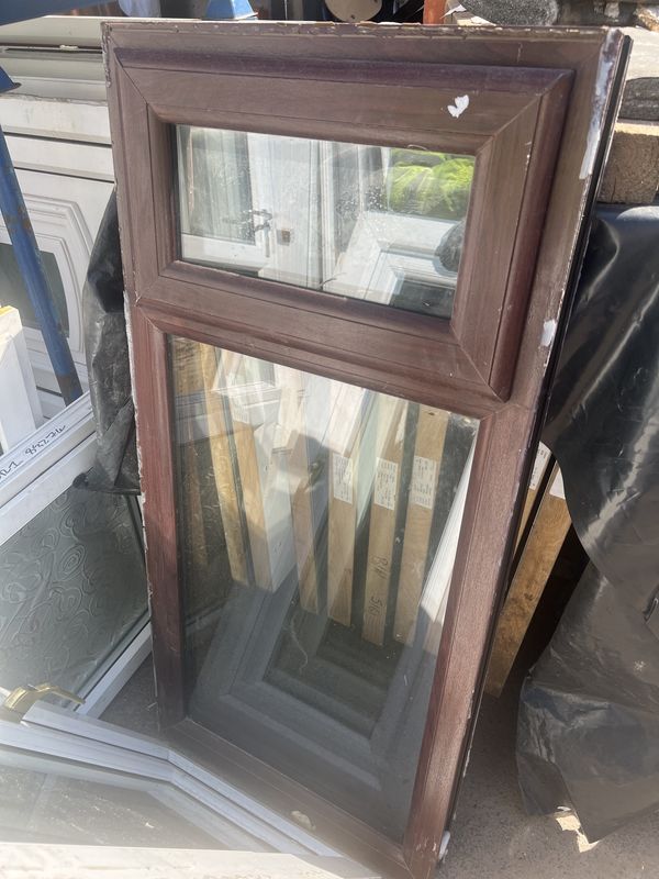 Window 60 x 125 Brown