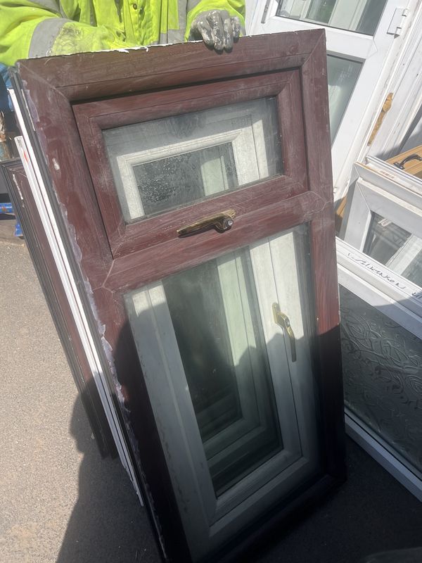 Window 60 x 125 Brown