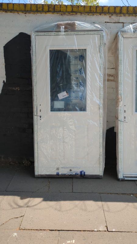 White Composite Door (1000 x 2090mm)