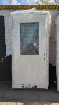 White Composite Door (1000 x 2110)