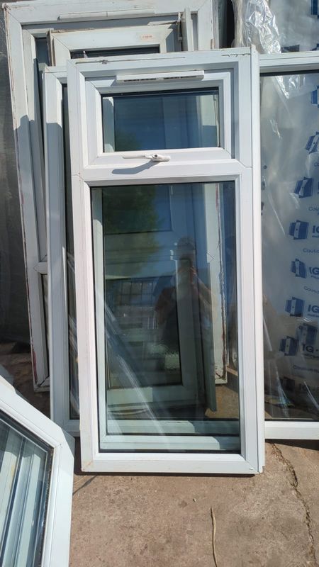 uPVC Bay Window (1035 x 1470) x (635 x 1470mm)