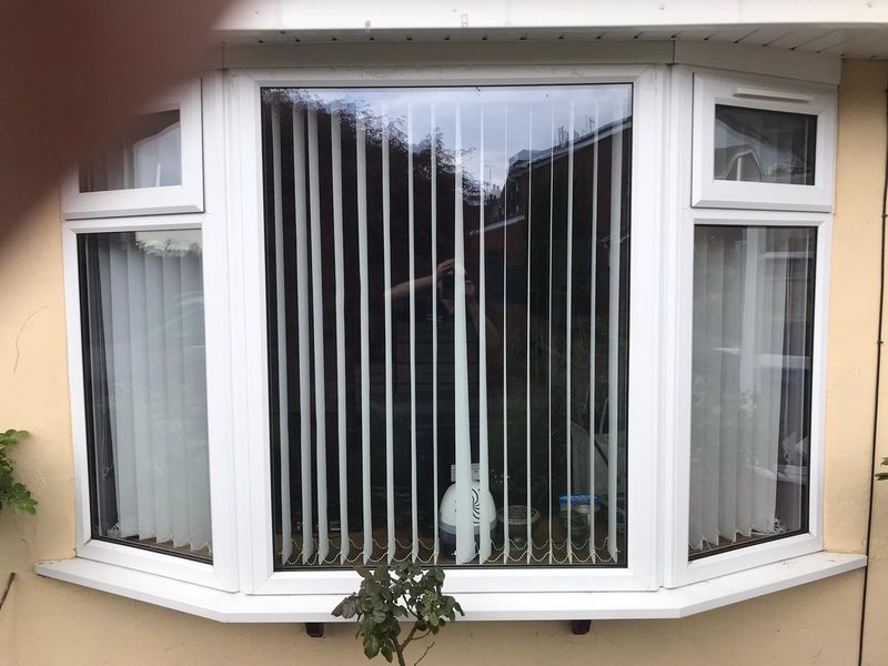 uPVC Bay Window (1035 x 1470) x (635 x 1470mm)