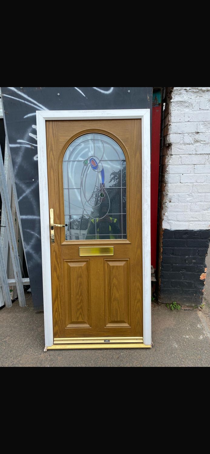 Composite Front Door  (1998 x 900)