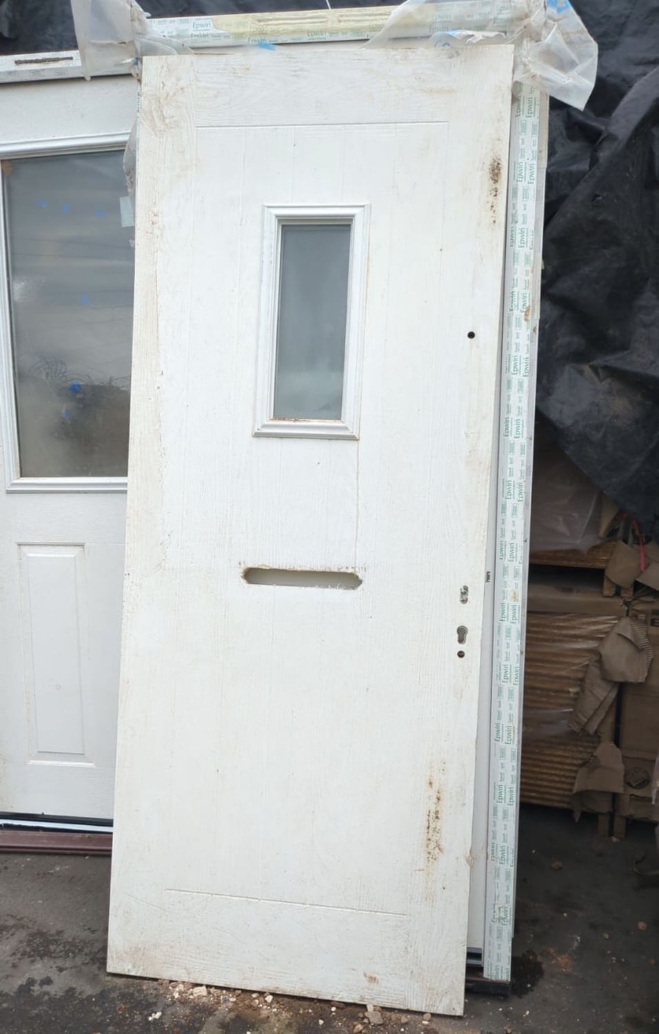 White External Door No Frame (845 x 2160)