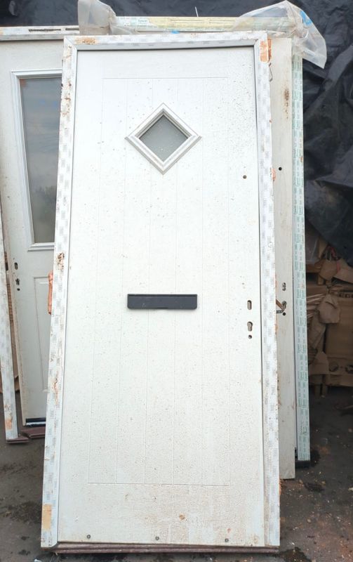 White External Door Diamond Glass  (955 x 2235)