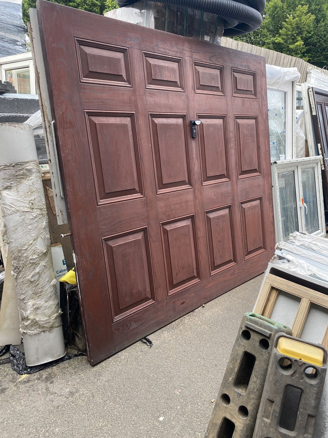 Canterbury 2 Vgrain Garage Door (2286 x 2134)