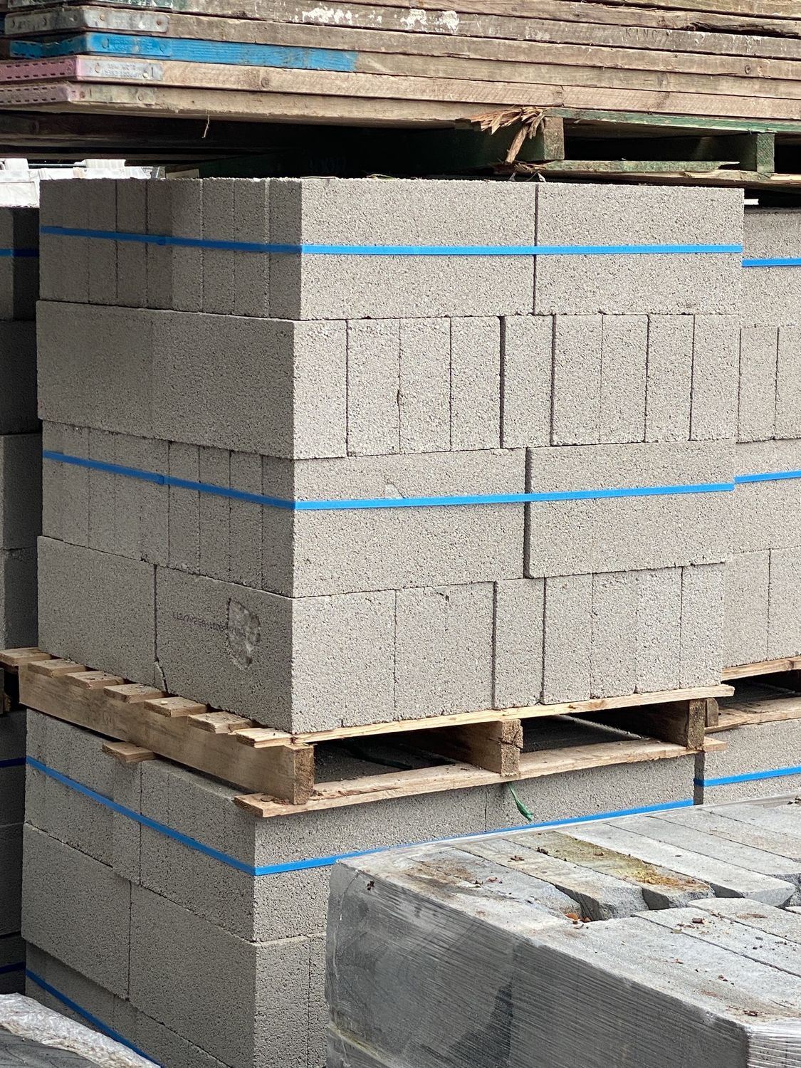 Solid Concrete Blocks 3.6N (72 Per Pack)