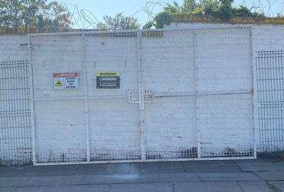 White Gate Set (2365mm x 2000mm)
