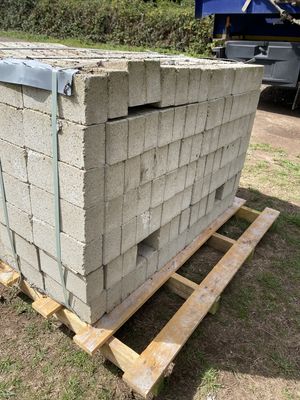 Concrete Common Bricks (315)