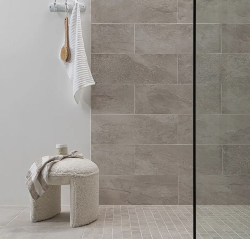 Bathroom Wall Tiles 690 x 240mm (7 per pack)