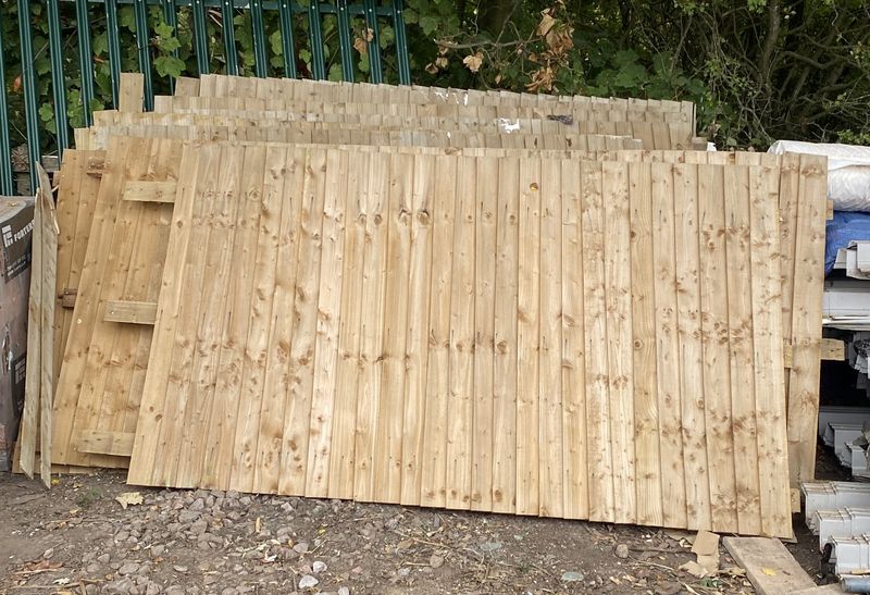 Feather Edge Fence Panel 10ft x 6ft