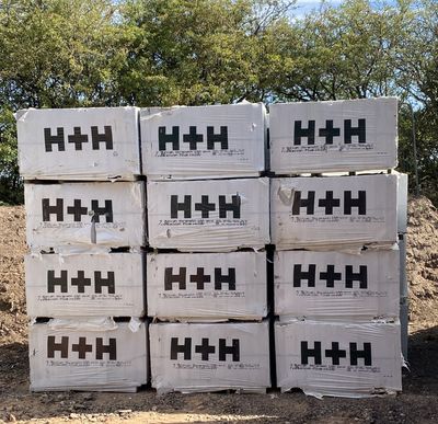 H&amp;H Celcon Hi7 Aerated Turbo Concrete Blocks 7.3N 100mm (Pack of 60)