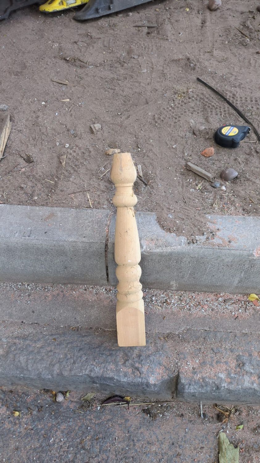 Newel Post Wood Turned (58mm x 595mm)