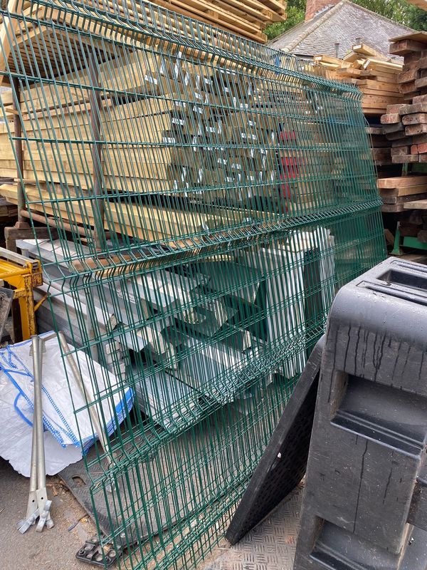 Green V Mesh Perimeter Security Fence 2360 x 3000 mm