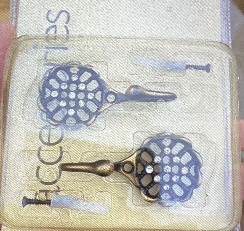 Lattice Hook Antique Brass