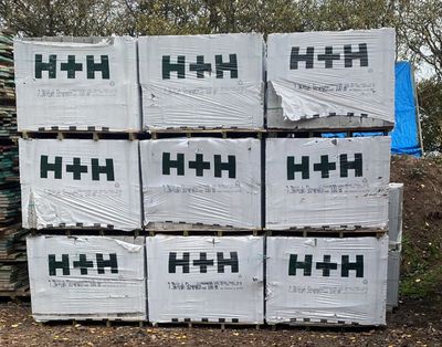 H+H Celcon Aerated Std 440mm 7.3N (120 per pack)