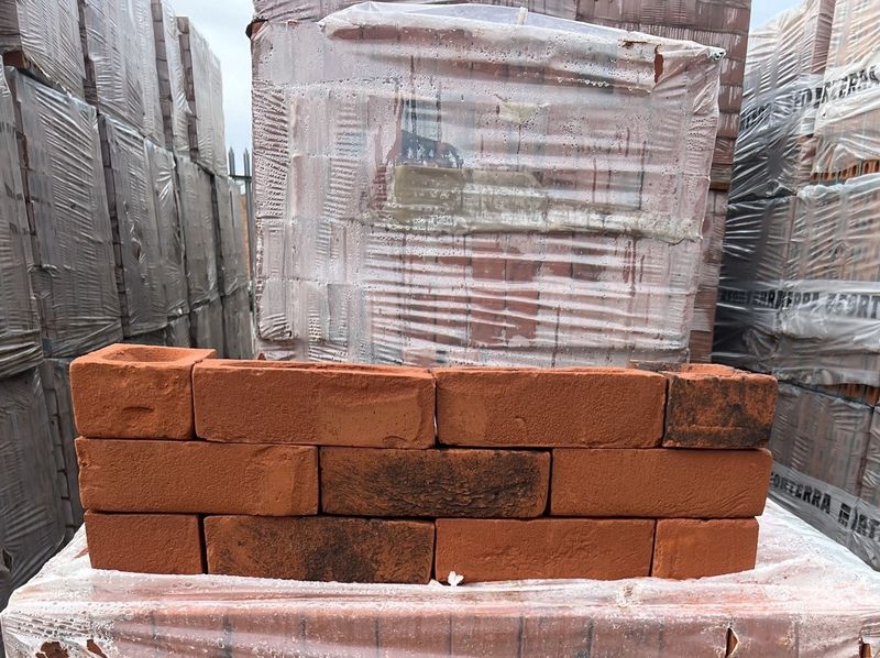 Forterra Chelsea Smoked Red Stock Facing Brick (Pack of 495)