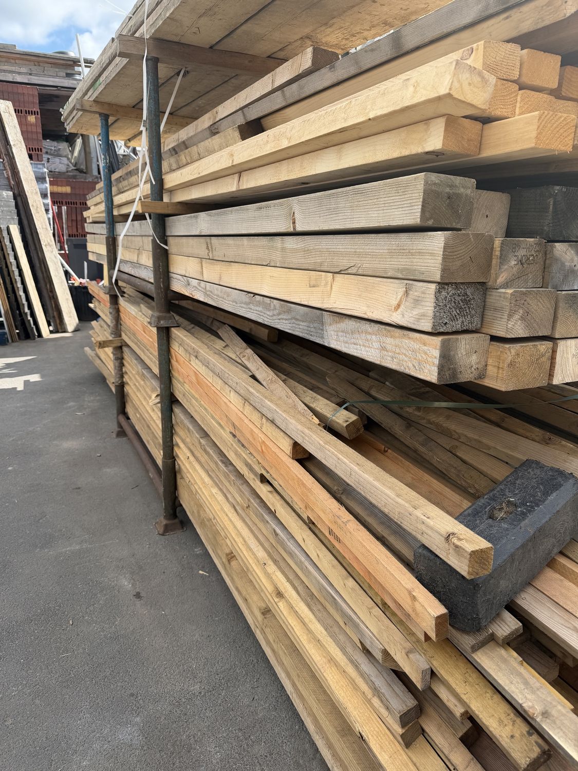 4 x 3" C24 Timber, Length: 4.8m