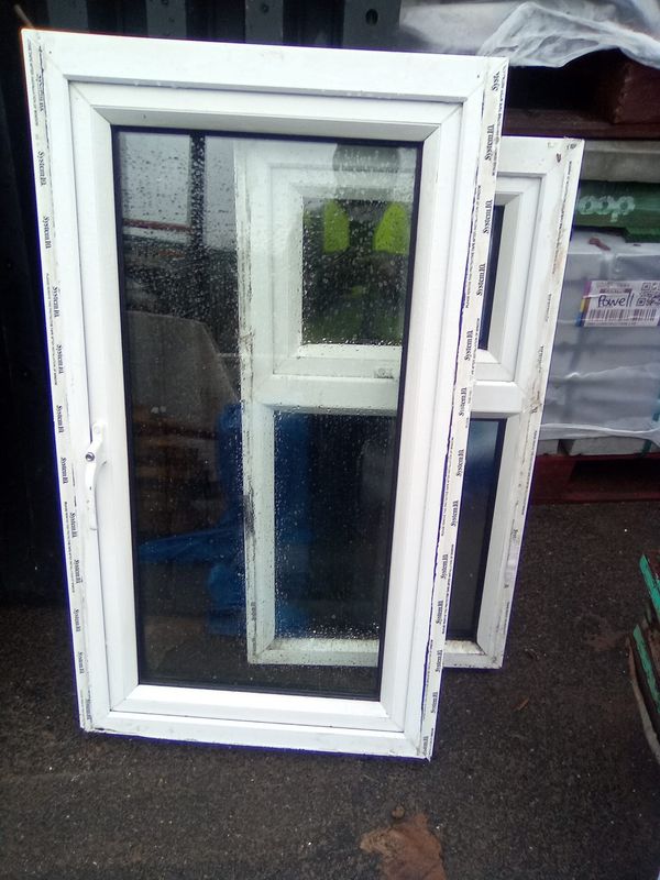 uPVC Window Small (1100 x 602 mm)