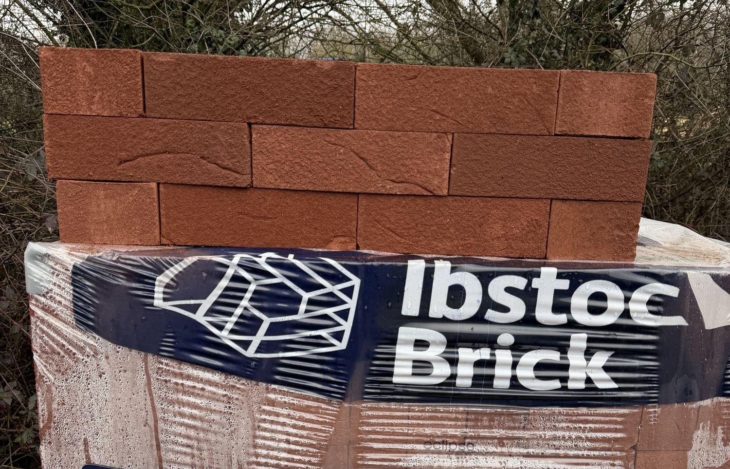 Ibstock Aston Red Textured (Pack of 552)