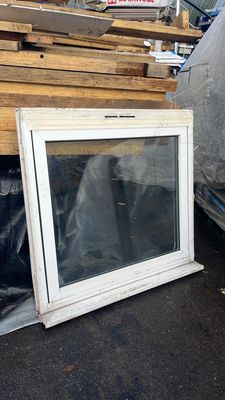 uPVC  White Window (1305 x 1185)
