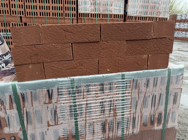 Ibstock Aston Weathered Red Offshade (Pack of 552)