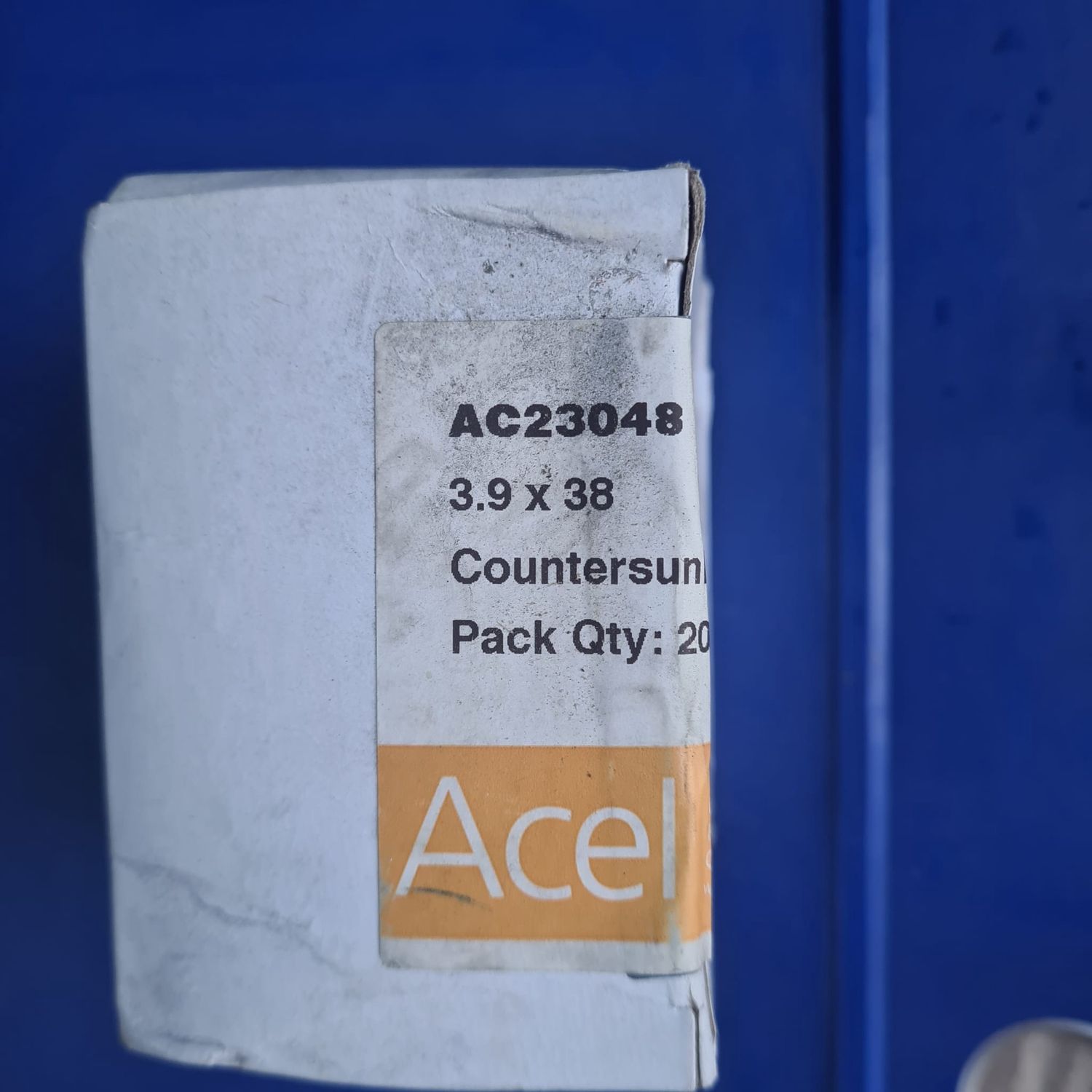 3.9 x 38mm Screws x 200