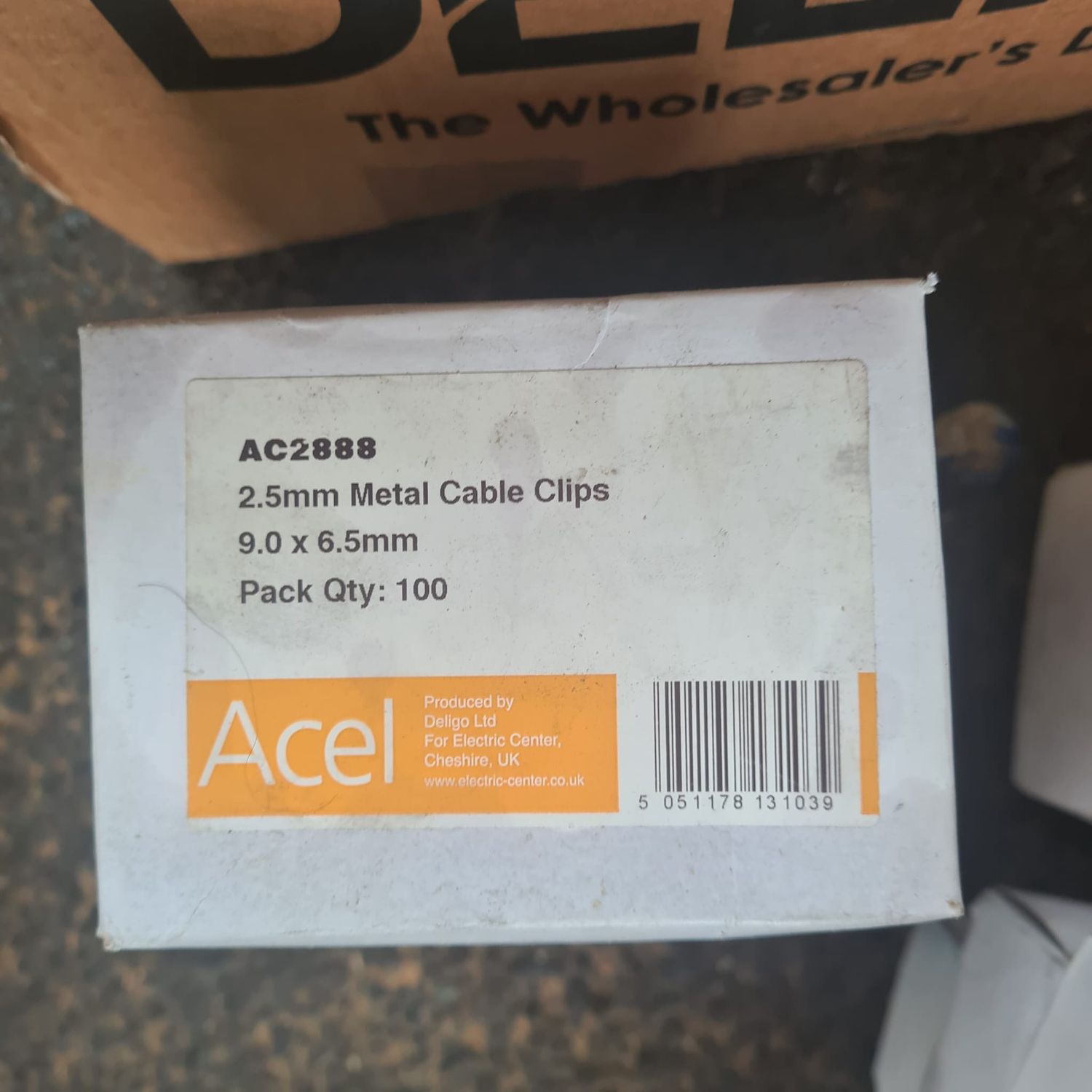 2.5mm Metal Cable Clips Box Of 100