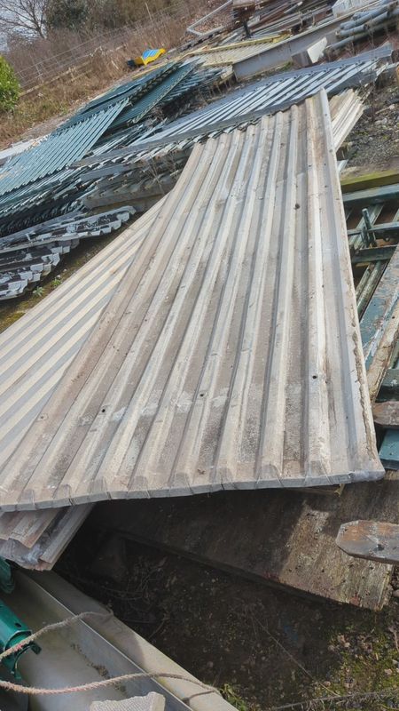 Corrugated 970 x 3030 25mm pitch 100mm p2p