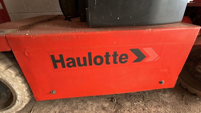 Pinguely Haulotte Scissor Lift HAT HM10P