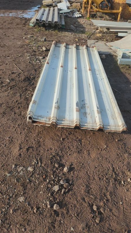 Corrugated 1060 x 3020 45mm pitch 255mm p2p