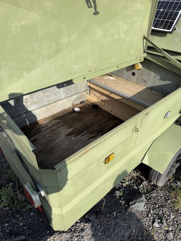 Small Camping/Storage Trailer Green