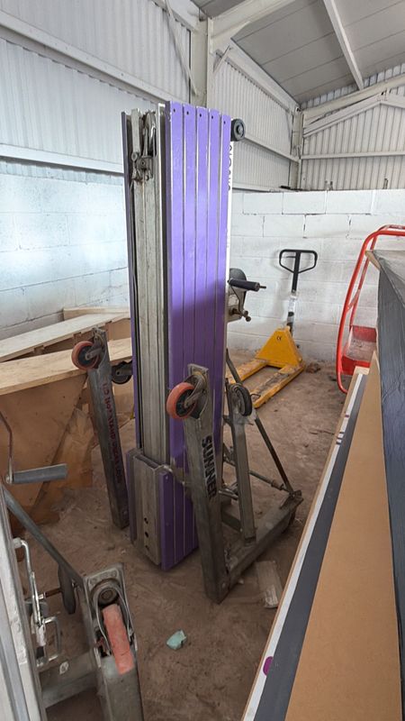 Genie Lift (Purple)