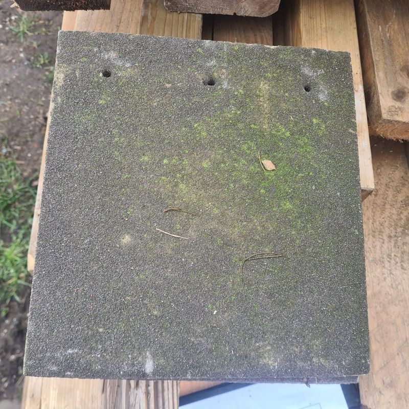 Sandtoff Roof Tiles 25 x 27cm