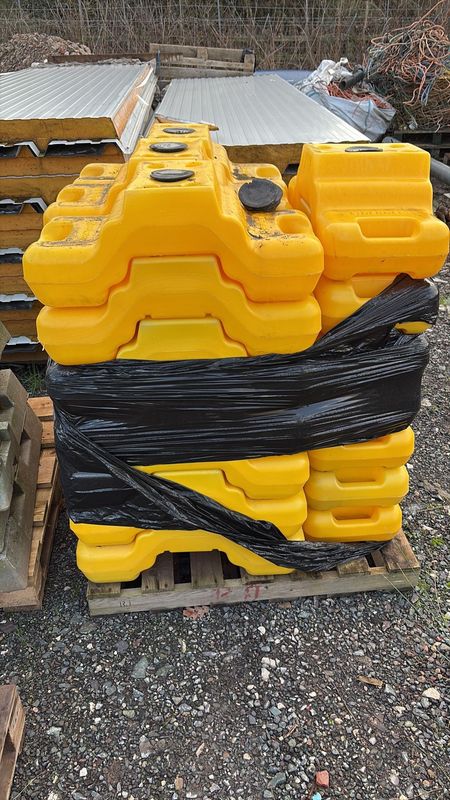 Heras Ballast Block Weight Hi-Vis 20kg