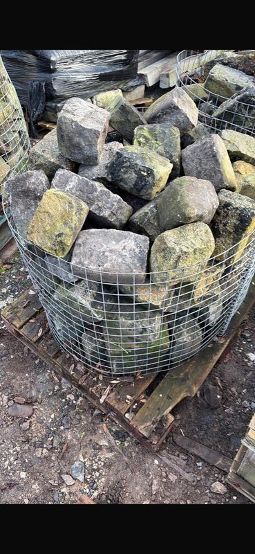 Granite Sett Liverpool Docks Medium Size (Pallet of 75)